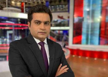 vikas Sharma hosting the show