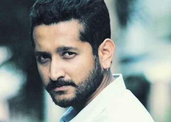 Parambrata Chatterjee in traffic movie