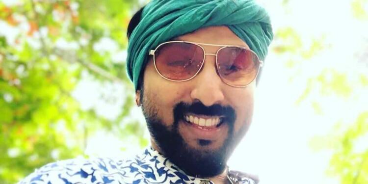 Anandha Kannan smiling