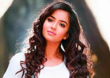 Pujita Ponnada modeling photoshoot