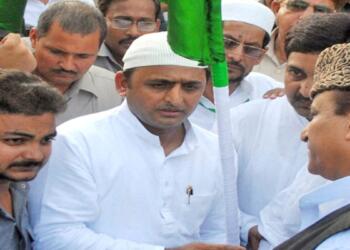 akhilesh clothes hindu muslim
