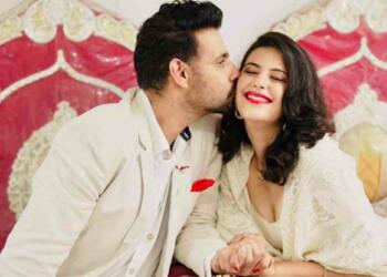 Saloni khanna and viraf patel wedding picture