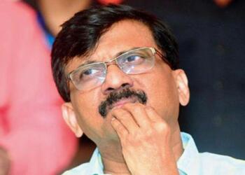 Dear Sanjay Raut, aggression suits the powerful
