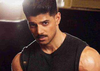 Suraj Pancholi workout image