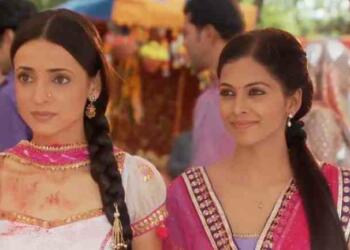 Deepali Pansare in tv show.