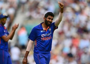 bowler Bumrah