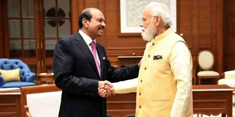 Businessman Yusuf Ali with PM modi