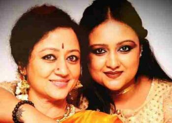 Vinaya_Prasad_with her daughter