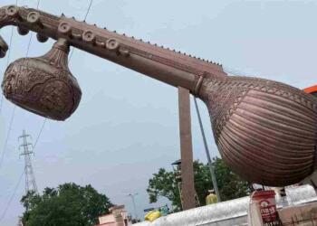 Lata Mangeshkar chowk veena
