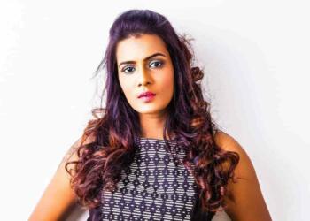 meera mitun profile picture instagram