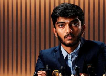 Donnarumma Gukesh playing chess