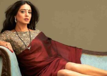 Mahi gill in saree