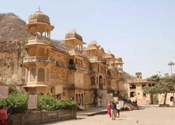 Khole ke Hanuman ji Temple side view