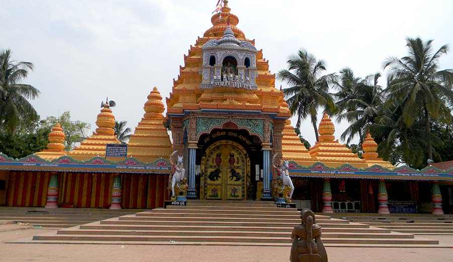 Tarapith Temple entrance 