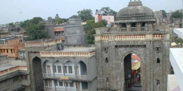 Tuljapur Tulja Bhavani Temple entrance