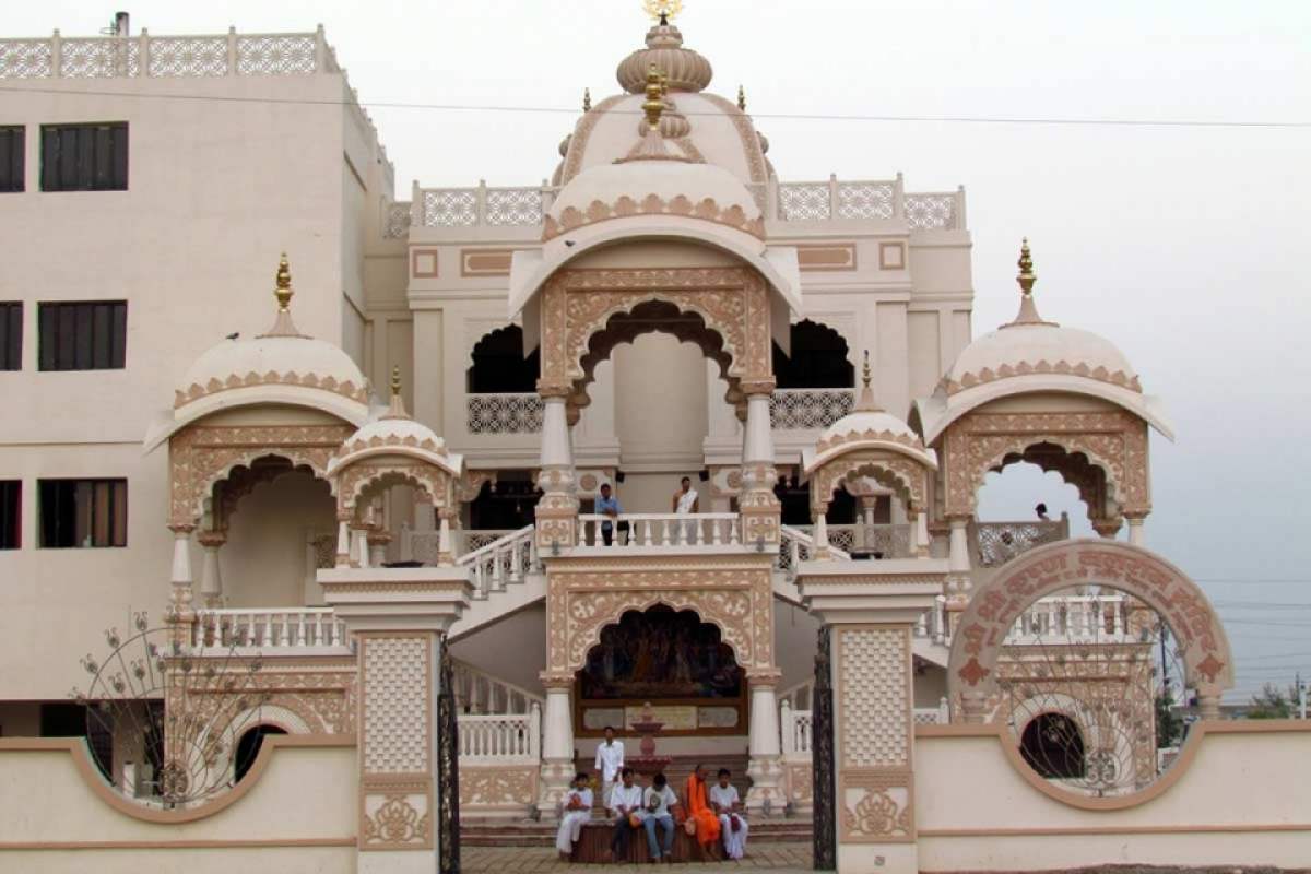 ISKCON temple Jaipur entrance 