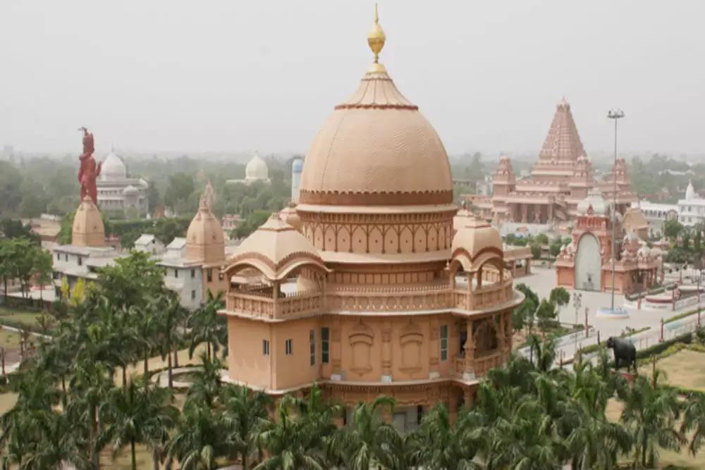 Maa Katyayini Mandir Chhatarpur campus