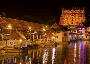 Padmanabhaswamy_Temple night view