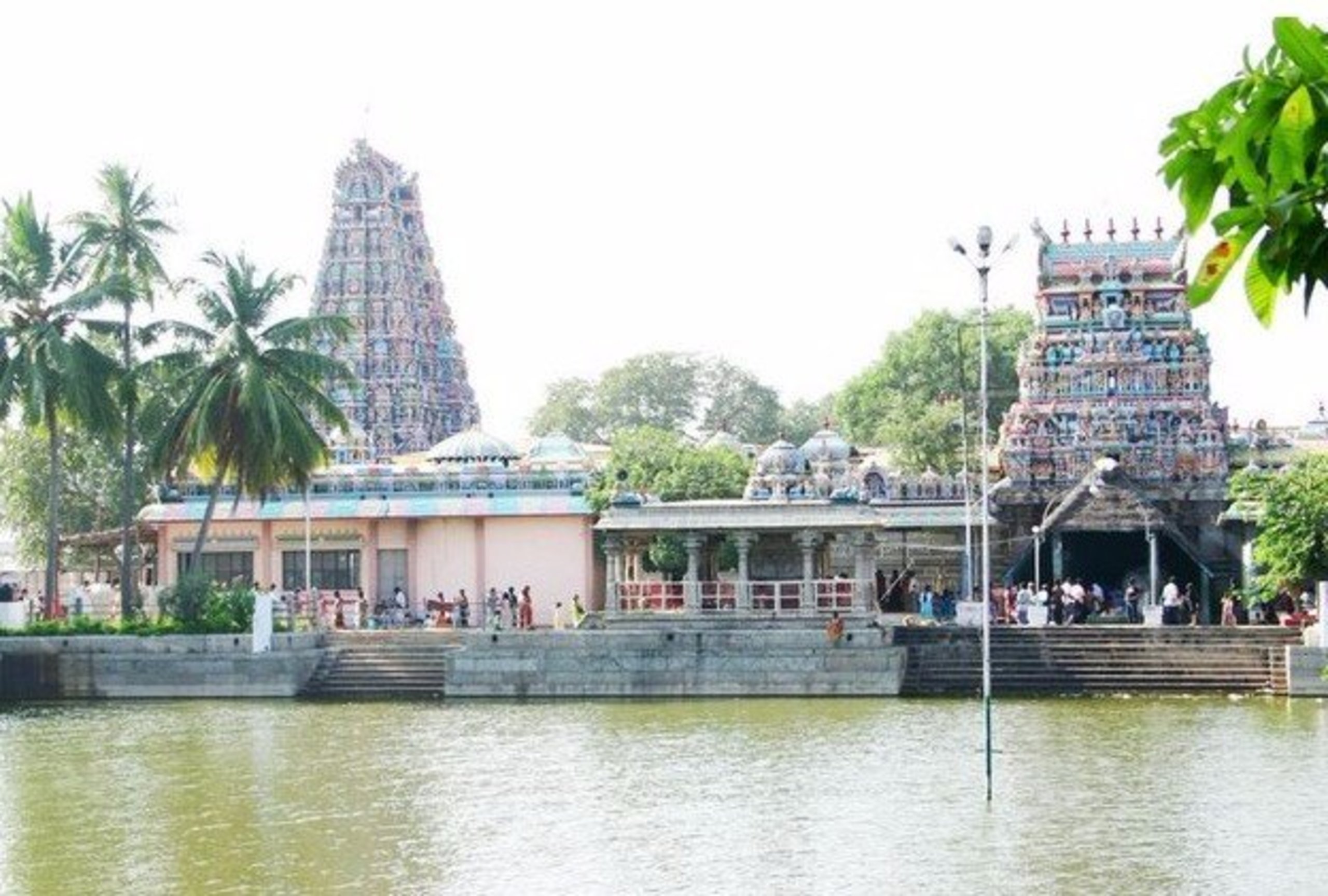 Pillayarpatti Temple lake 