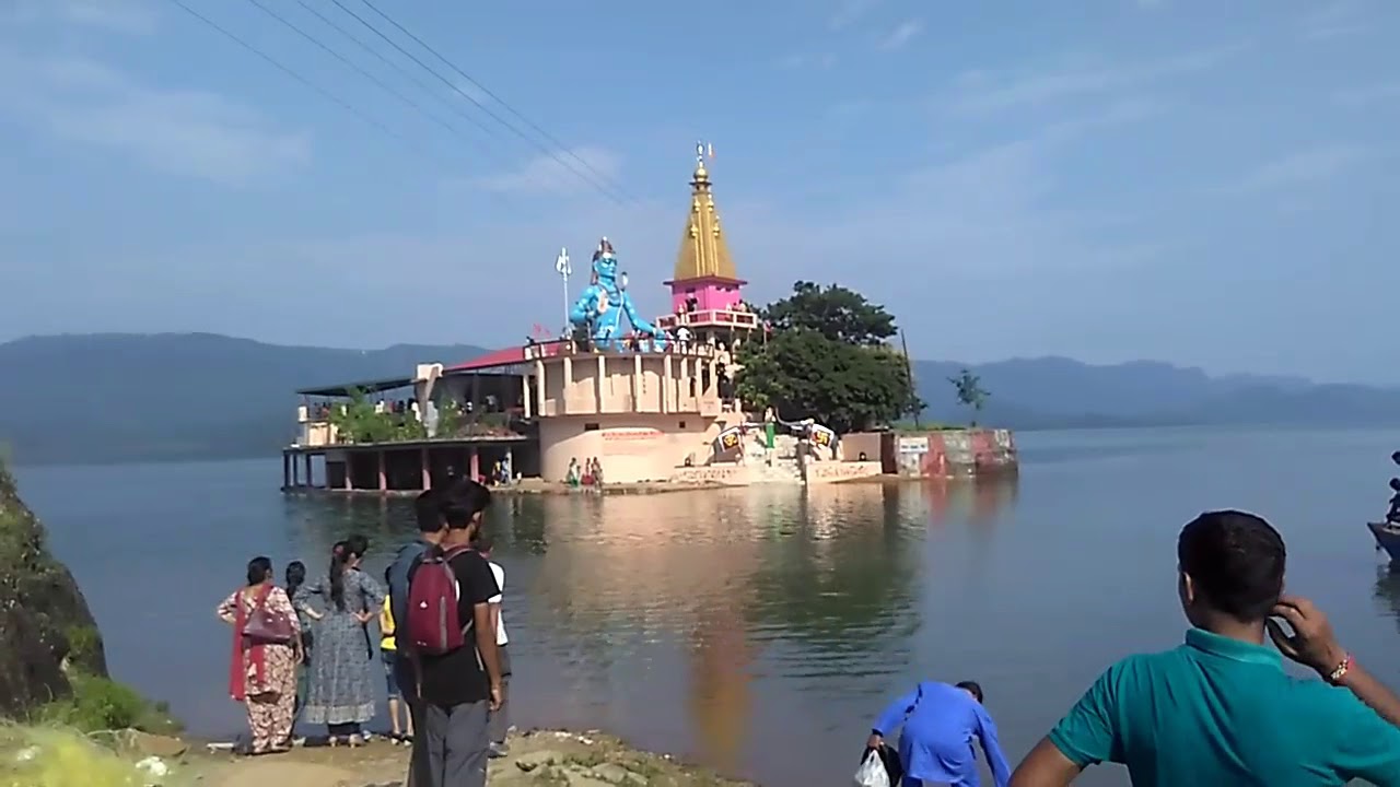 Baba Garib Nath Mandir Himachal lake 