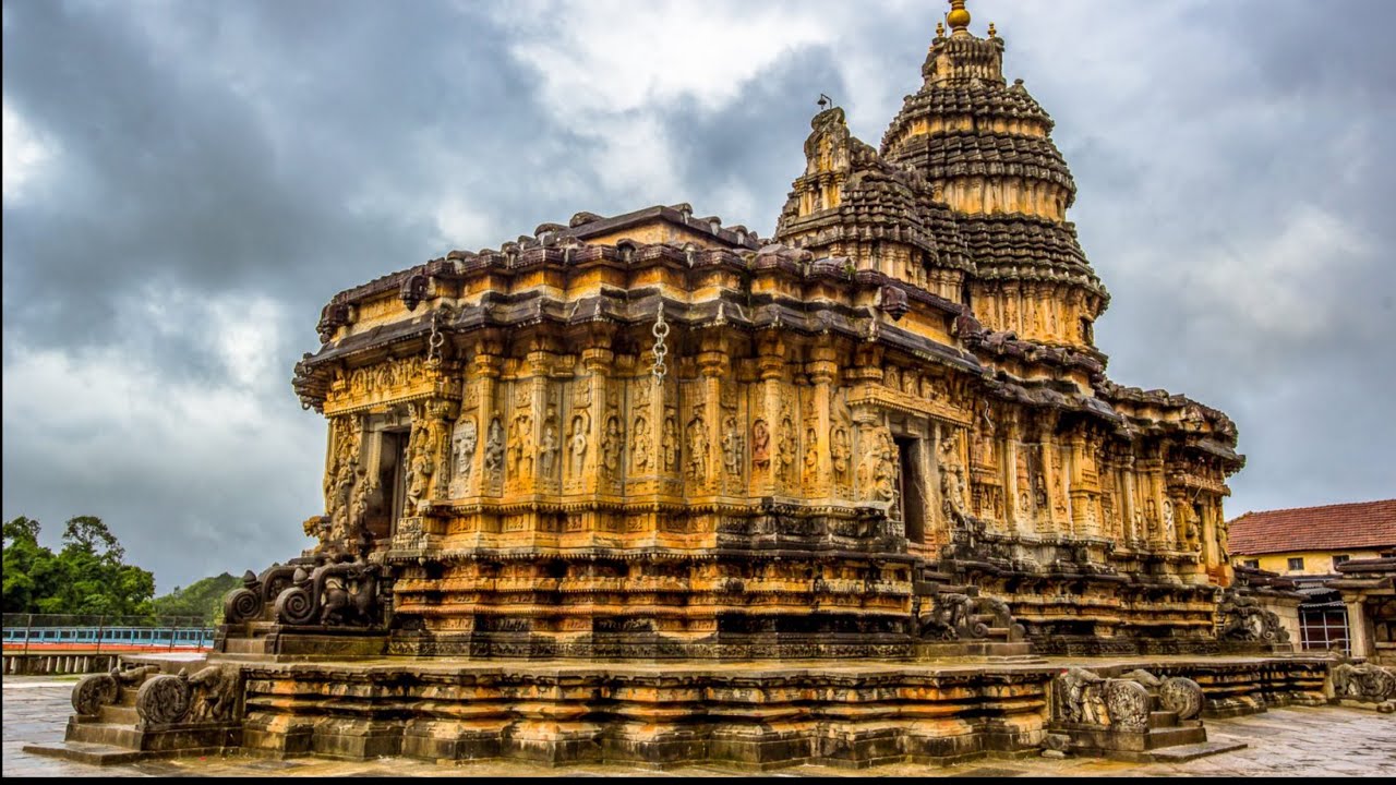 Gufa Wala Mandir Karnataka complex