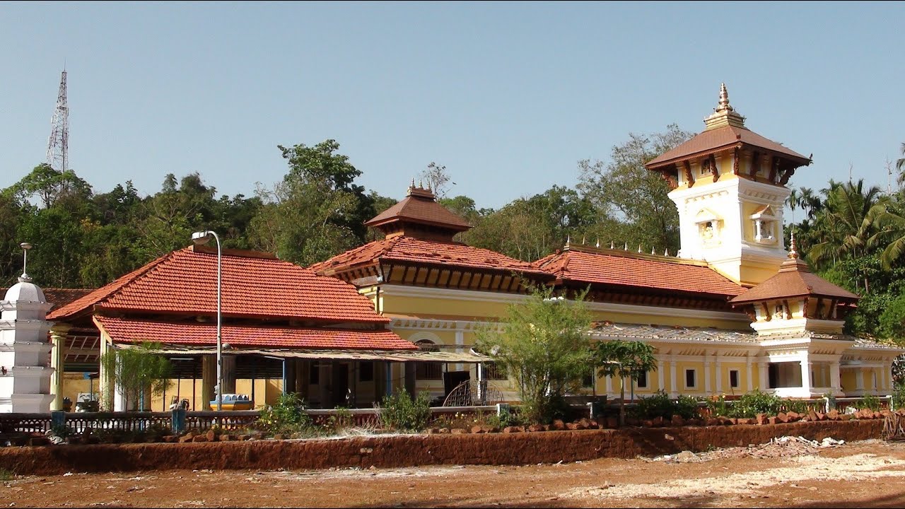 Shri Dattatreya Temple Goa building