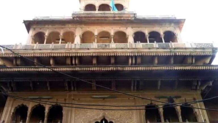 Banke Bihari Mandir Vrindavan Timings History And Travel Guide 4330