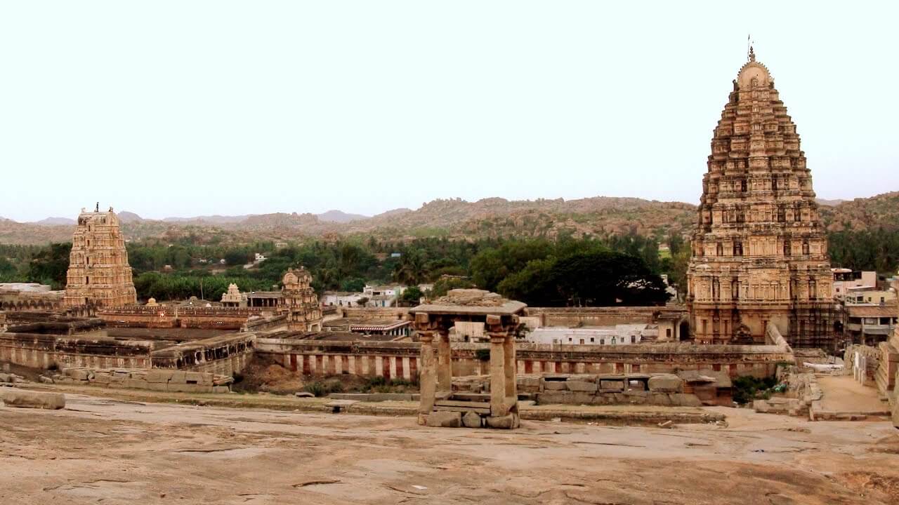 Hampi Virupaksha Temple campus 