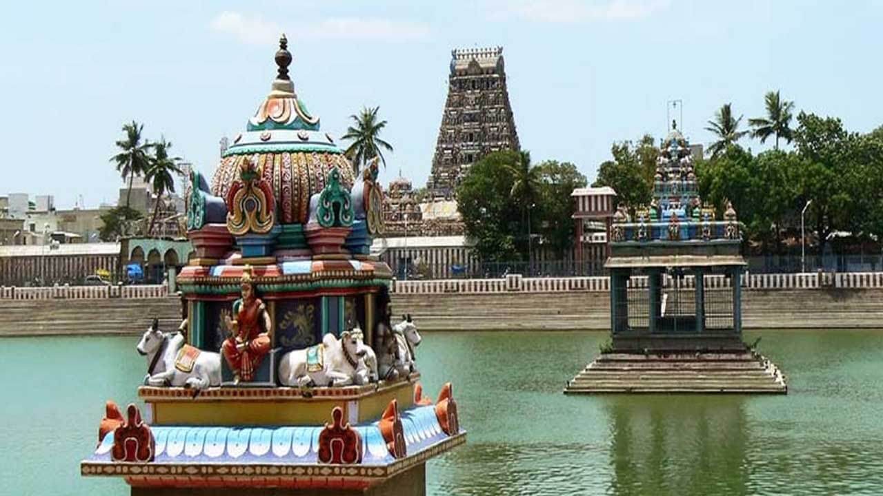 Kapaleeshwarar Temple Chennai POND