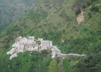 Tune Mujhe Bulaya Sherawaliye