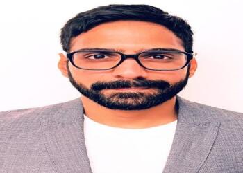 Sahil Nyati Shines with Taylor & Francis Outstanding Digital Product Award: Revolutionizing Supply Chain Management and Trucking Operation