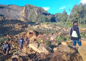 landslide, disaster, new guinea, risk