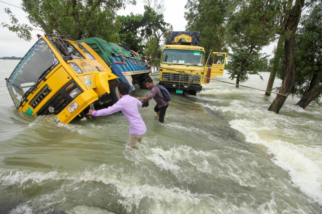 Assam, Flood, Assam Flood, Disaster Management, Disaster, Natural Calamity, Trending, News, News today, Analysis