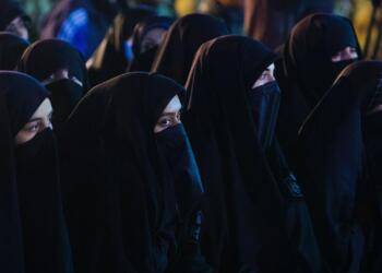 Muslim, Muslim Women, Divorced muslim Women, Divorce, Divorce Alimony, Trending