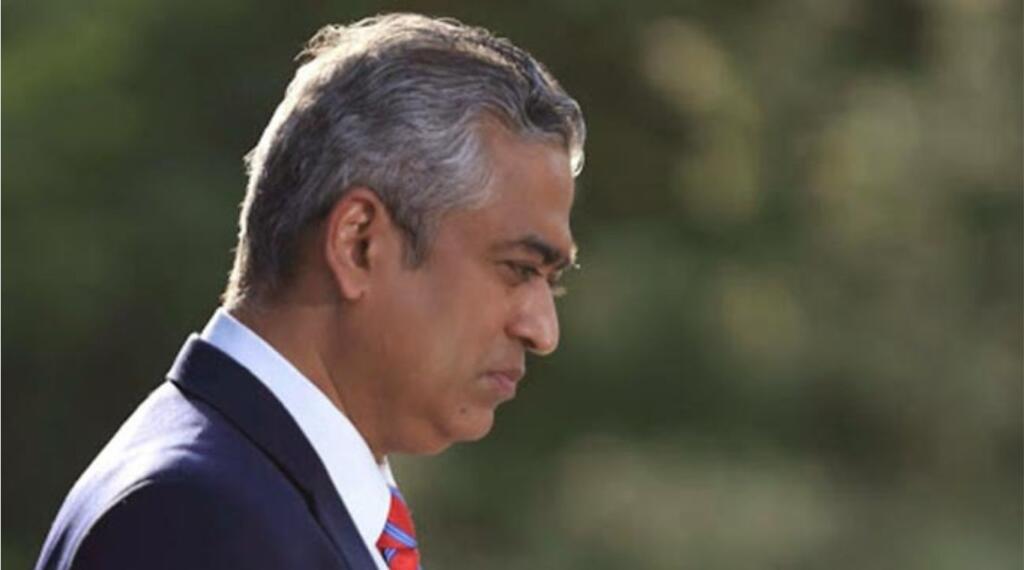 “Tum 101% jhoot ho”: Union Minister Nitin Gadkari whacks Rajdeep Sardesai black and blue