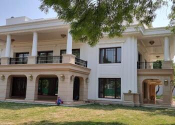 Former Delhi Chief Minister Arvind Kejriwal’s ‘Sheesh Mahal’ sealed
