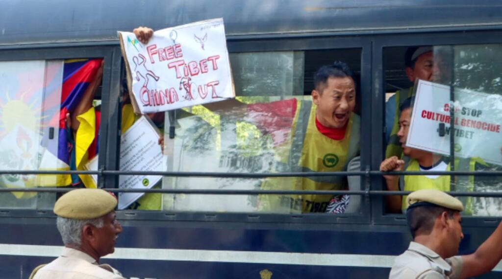 Tibetans stage protest outside Chinese Embassy in New Delhi,