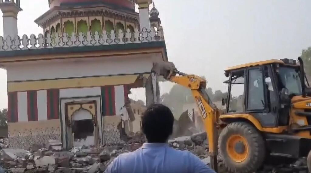 Haridwar: Illegal Mazar razed to ground