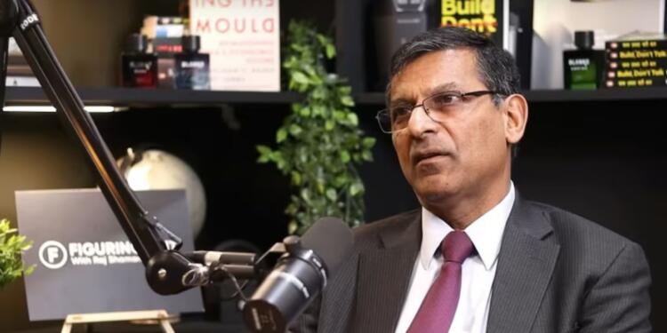 Raghuram Rajan exposes Congress on NPAs, lauds Modi govt
