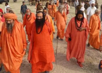 Non-Hindu shops should be barred at Mahakumbh: Mahant Puri