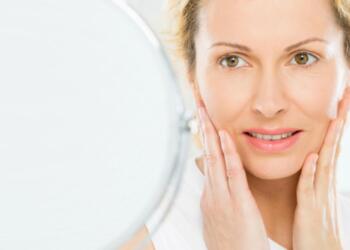 Exploring Modern Cosmetic Solutions To Age Beautifully And Gracefully