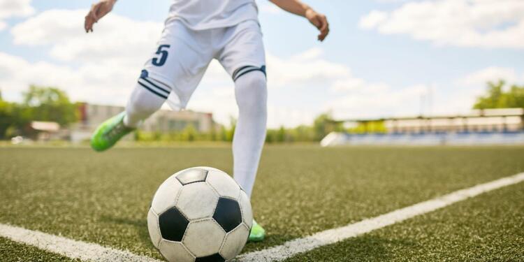 The Forgotten Art of Free Kicks