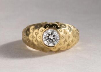 Can Men Wear Diamond Engagement Rings? A Modern Look at Style, Meaning, and Tradition