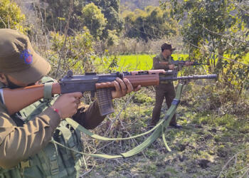 Jammu: Security personnel during a search operation near LoC forest area, in Akhnoor sector in Jammu, Saturday, Feb. 15, 2025. (PTI Photo) (PTI02_15_2025_000254B)