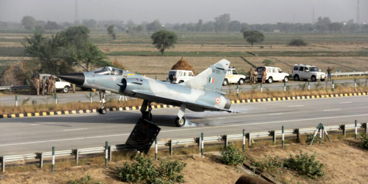 An Indian Air Force (IAF) Mirage -2000 lands at Yamuna Expressway, in Uttar Pradesh on May 20, 2015.