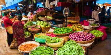 Retail Inflation Falls to Lowest Since 2019 at 3.34%