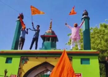 prayagraj Syed Salar Masud Ghazi dargah row
