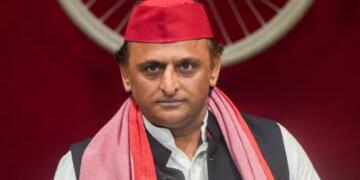 Kamra Brigade, Free Speech Champions Silent as Akhilesh Yadav Calls for Boycott of Dainik Jagran, News24