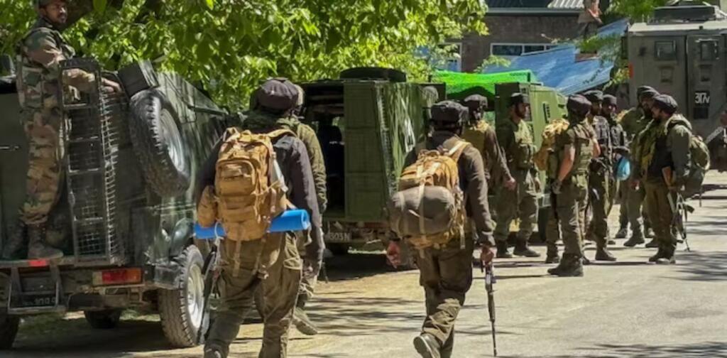Security personnel conduct a cordon and search operation as a security measure after the recent Pahalgam terror attack. (Photo: PTI)