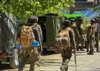 Security personnel conduct a cordon and search operation as a security measure after the recent Pahalgam terror attack. (Photo: PTI)